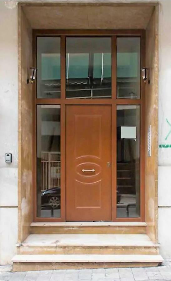 Olive Tree Apartment Of Athens - City Center エクステリア 写真